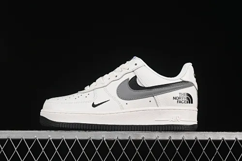 All categories Nk Air Force 1 Air Force series Nk Air Force 1 Low Air Force low top Nike Air Force 1'07 Low North Face co-branded beige double hook Air Force 1 low top casual sneakers AM1588-006